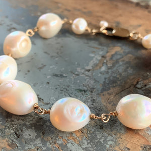 Island Breeze Pearl Bracelet
