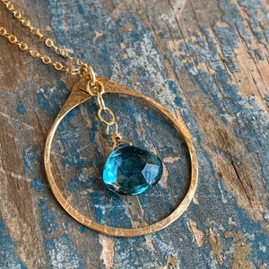 Lia Necklace / Blue