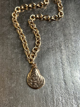 Oyster Chain Neclace