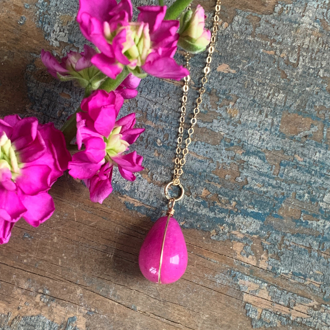 Allie Necklace / Hot Pink