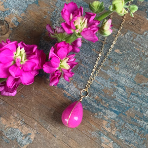 Allie Necklace / Hot Pink