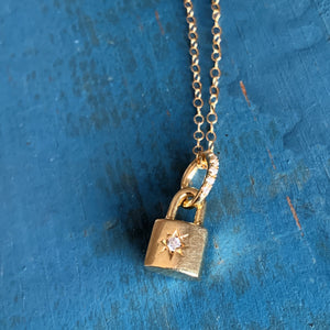 Starburst Padlock Pendant / Gold