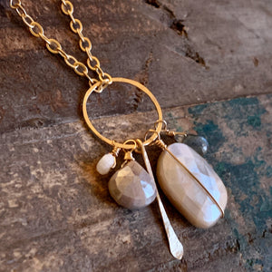 Olivia Necklace - Moonstone