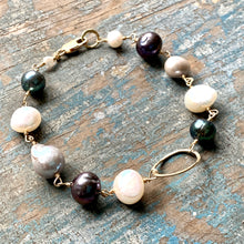 Gold Circle Pearl Bracelet