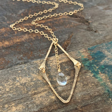 Eden Necklace/ Diamond-Quartz