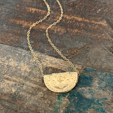 Clara Necklace