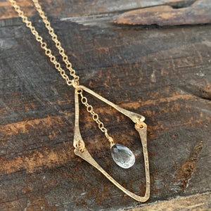 Eden Necklace/ Diamond-Quartz